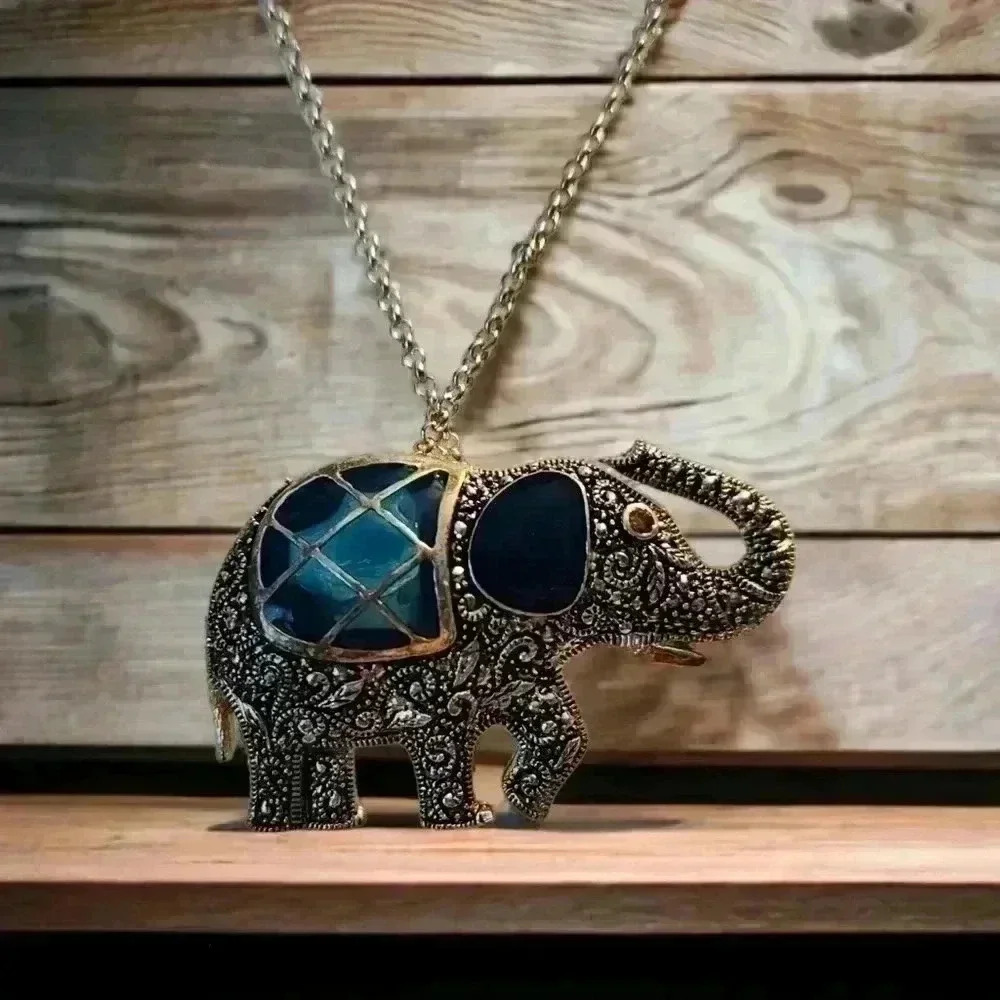 Blue Resin Elephant Silver toned Pendant Necklace 11" converts to a brooch.